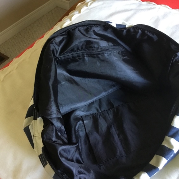 New Canvas Large Tote - Picture 2 of 2